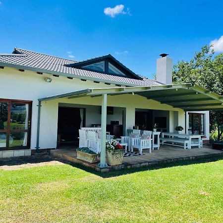 Porterfield Guest House, Champagne Valley Экстерьер фото
