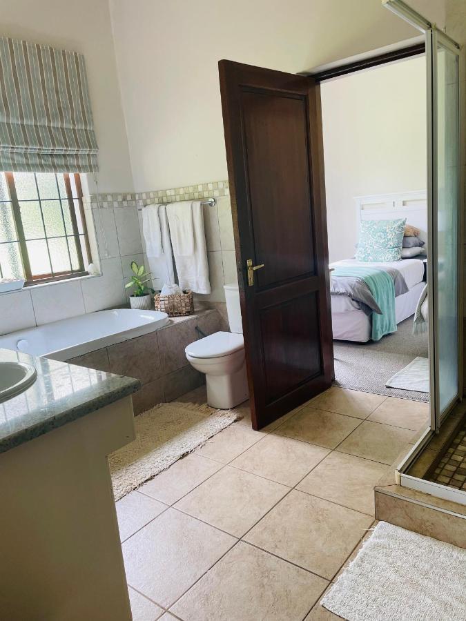 Porterfield Guest House, Champagne Valley Экстерьер фото