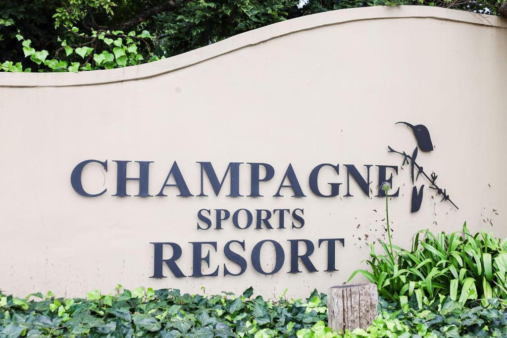 Porterfield Guest House, Champagne Valley Экстерьер фото