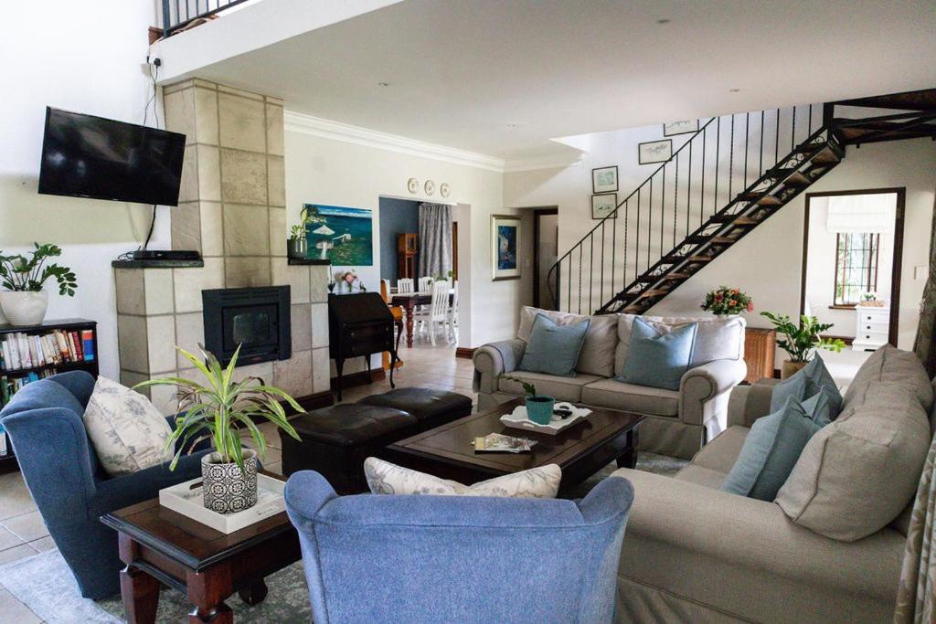Porterfield Guest House, Champagne Valley Экстерьер фото