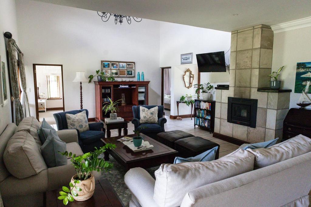 Porterfield Guest House, Champagne Valley Экстерьер фото